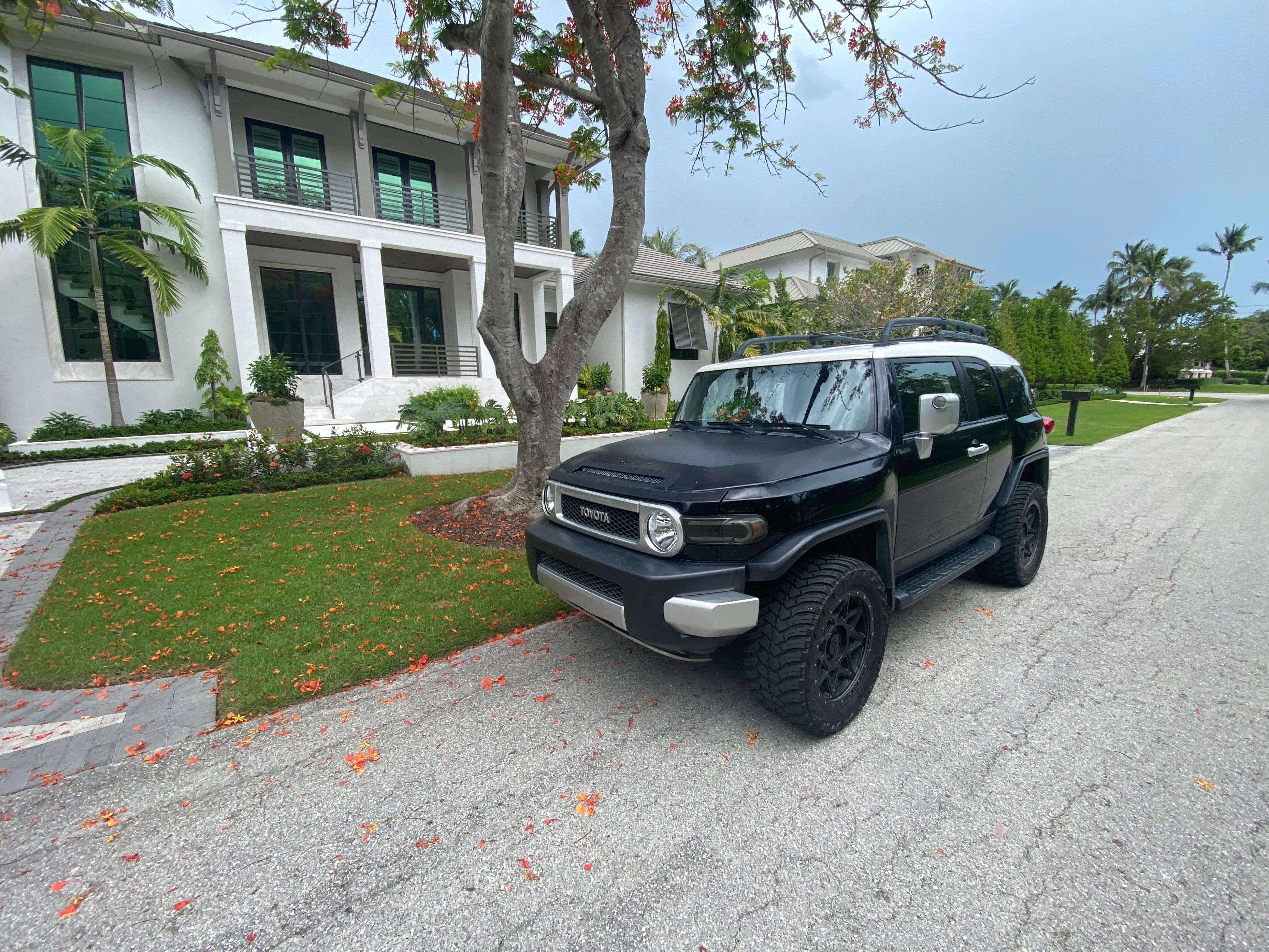 Used 2007 Toyota FJ Cruiser 4WD w/ Upgrade Pkg 2 image 6