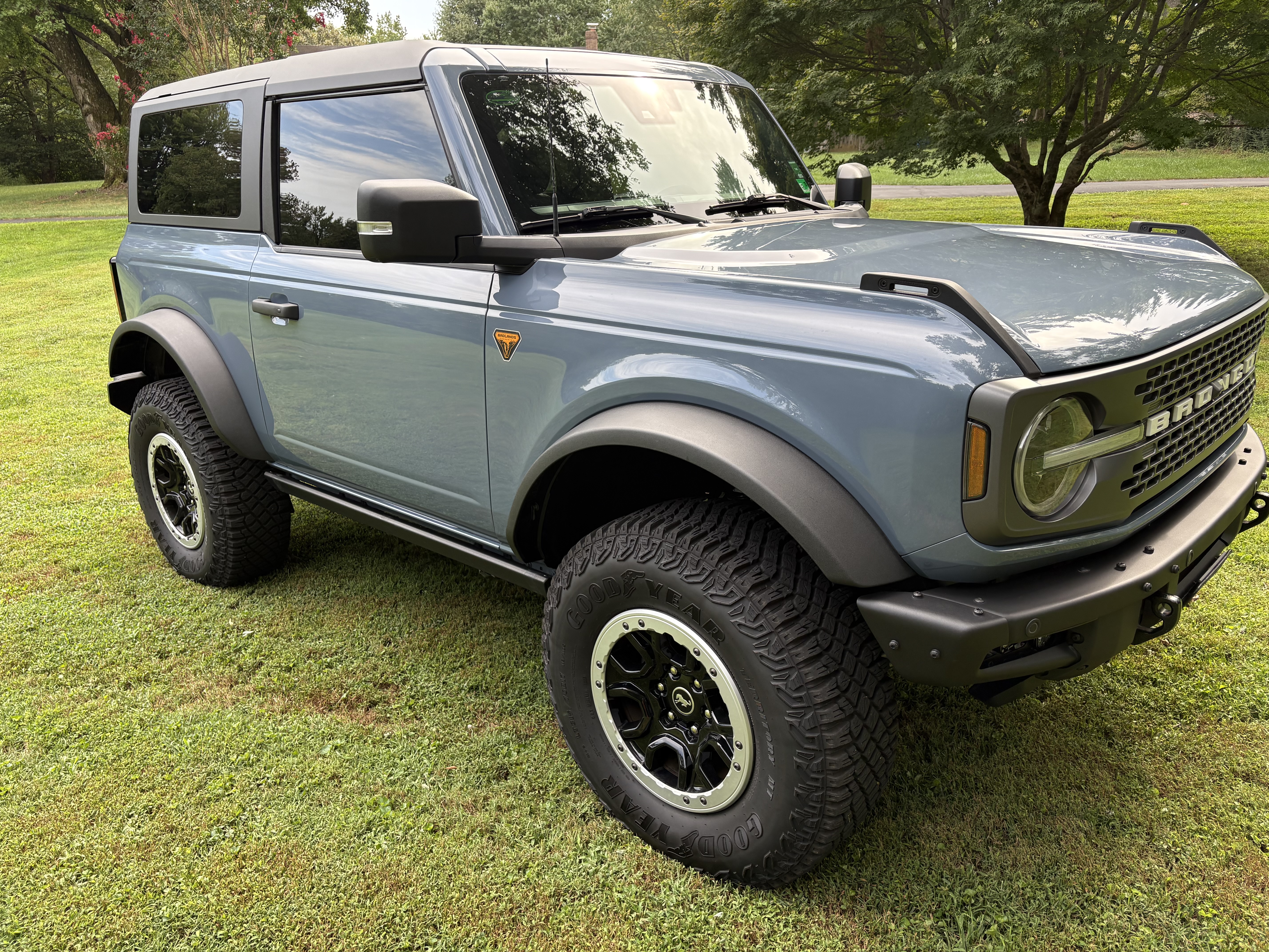 Used 2023 Ford Bronco Badlands w/ Sasquatch Package AWD/4WD image 2