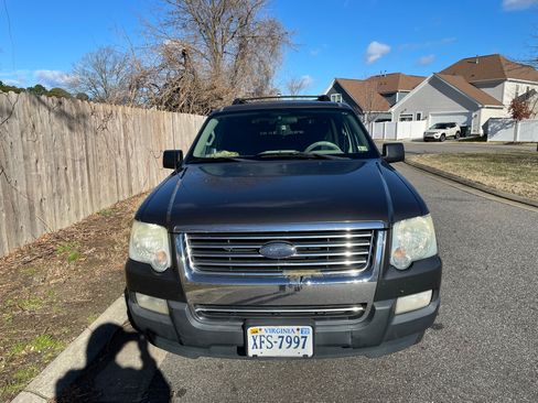 Used 2007 Ford Explorer XLT AWD/4WD image 6