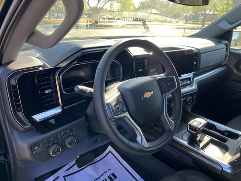 Used 2025 Chevrolet Silverado 1500 LT w/ Texas Edition Plus image 18