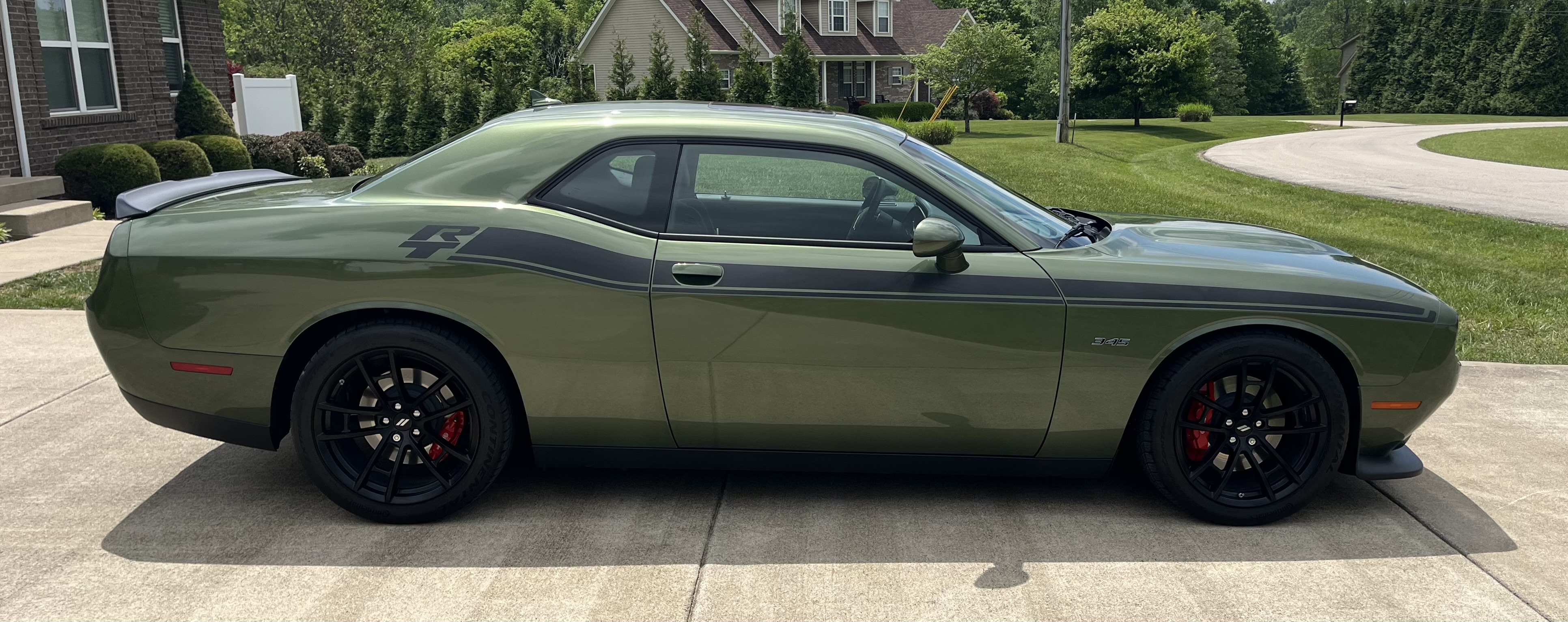 Used 2023 Dodge Challenger R/T w/ Plus Package RWD image 9
