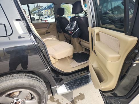 Used 2005 Nissan Armada SE w/ (H01) Bose Pkg image 9