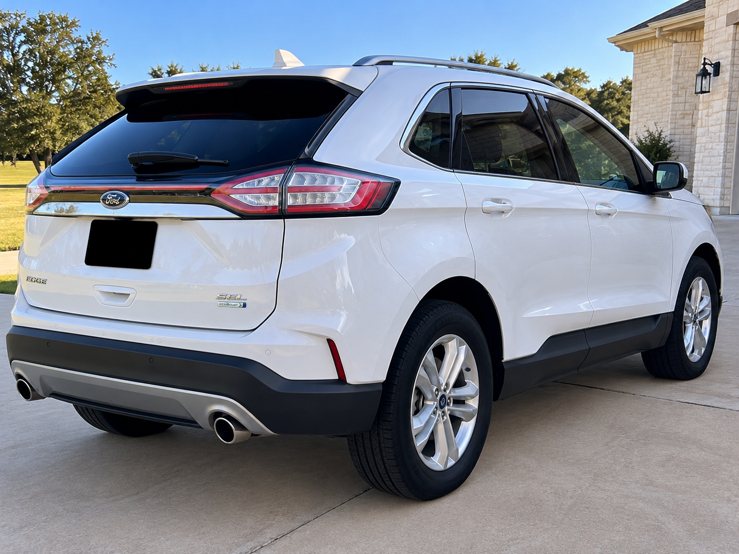 Used 2019 Ford Edge SEL w/ Equipment Group 201A FWD image 6