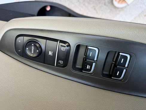 Used 2016 Kia Optima LX FWD image 15