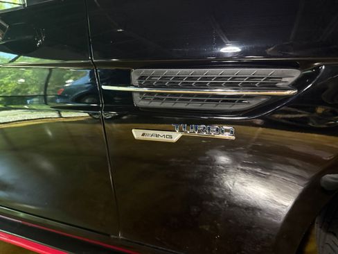 Used 2018 Mercedes-Benz SLC 300 image 15