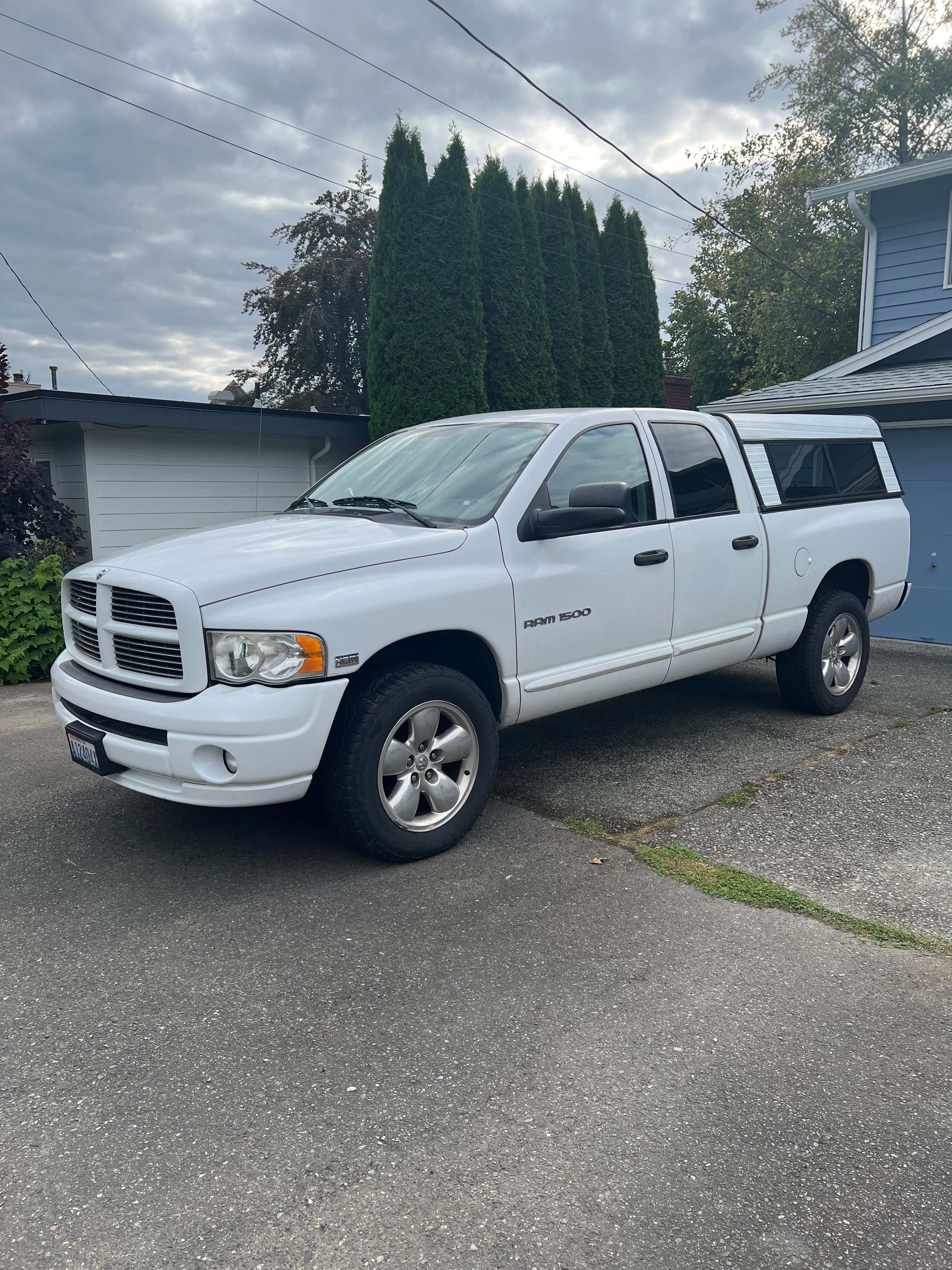 Used 2005 Dodge Ram 1500 Truck SLT w/ Sport Appearance Group AWD/4WD image 19