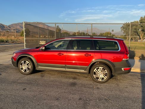 Used 2015 Volvo XC70 T5 Premier FWD image 9
