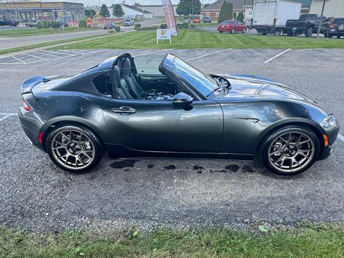 Used 2024 MAZDA MX-5 Miata RF Grand Touring RWD image 9