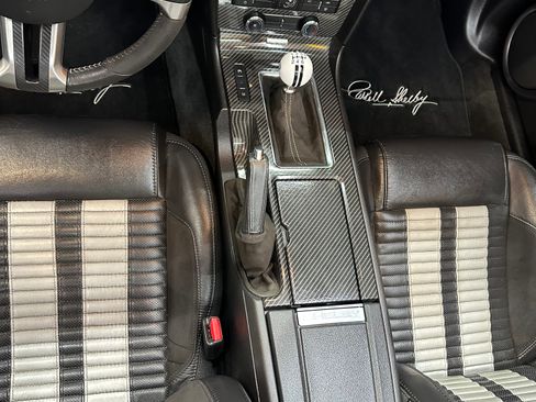 Used 2010 Ford Mustang Shelby GT500 image 23