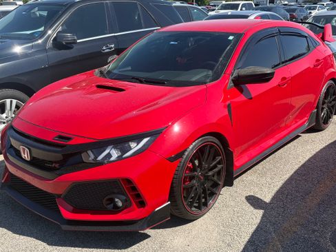 Used 2018 Honda Civic Type R image 1