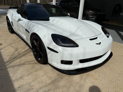 Used 2013 Chevrolet Corvette Grand Sport w/ 2LT Preferred Equipment Group RWD image 11