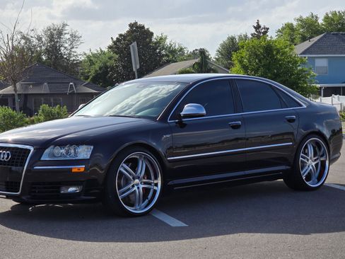 Used 2009 Audi S8 image 6