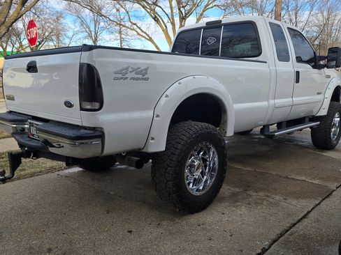Used 2005 Ford F250 XLT AWD/4WD image 6