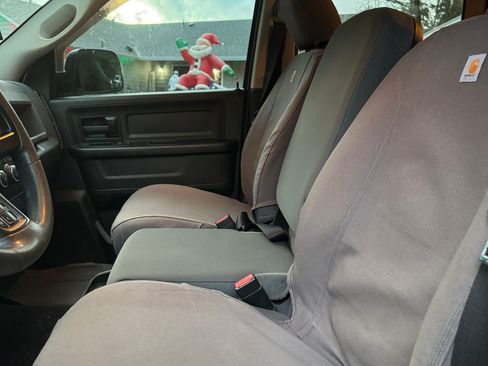 Used 2018 RAM 3500 Tradesman w/ Chrome Appearance Group image 14