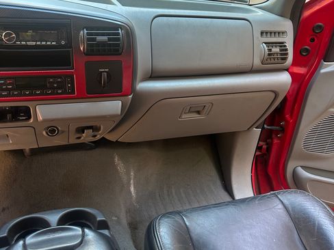 Used 2006 Ford F250 Lariat image 15