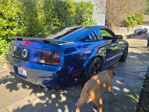 Used 2007 Ford Mustang GT Premium image 3