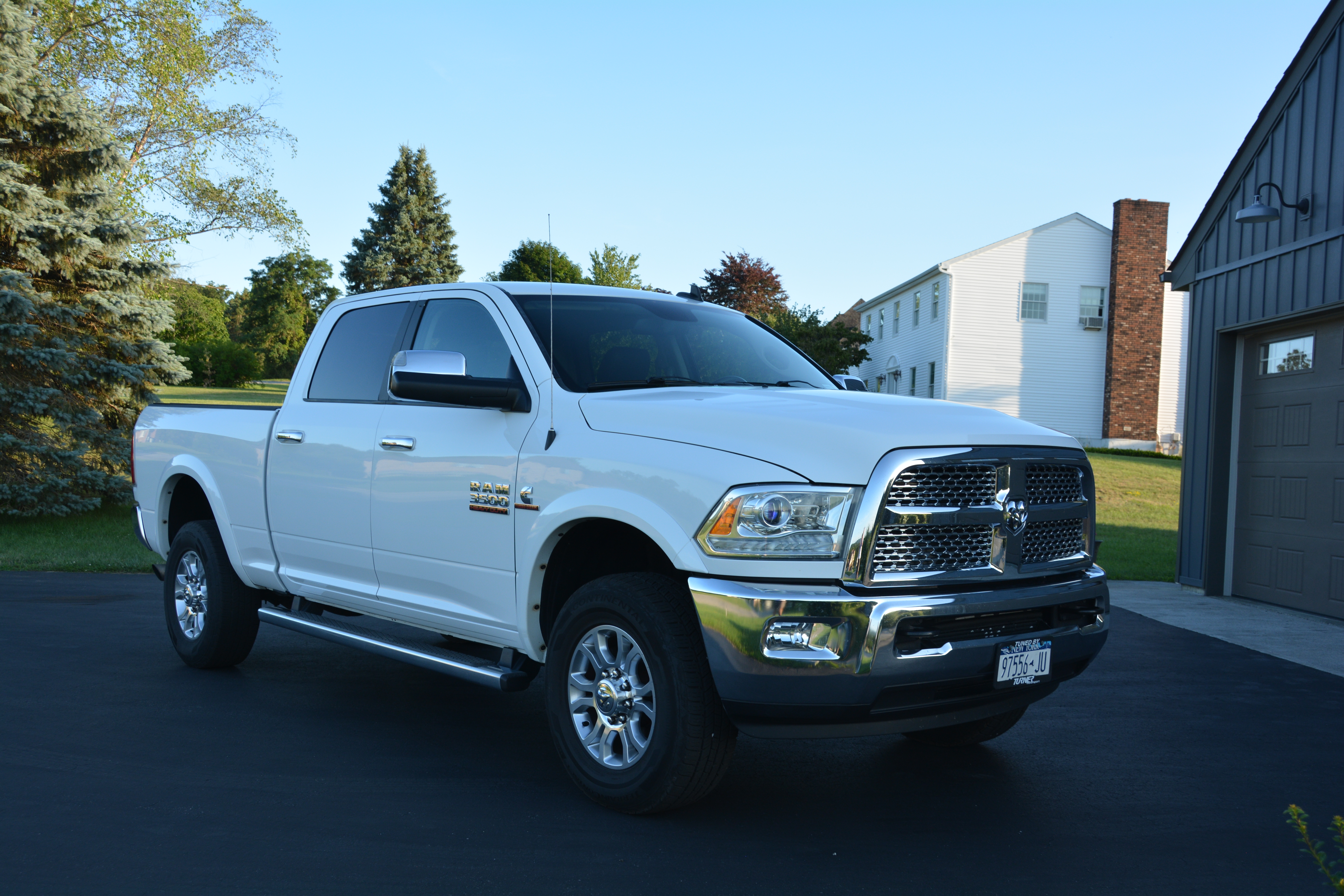 Used 2014 RAM 3500 Laramie AWD/4WD image 5