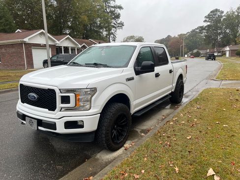 Used 2020 Ford F150 XL w/ Equipment Group 101A Mid image 1