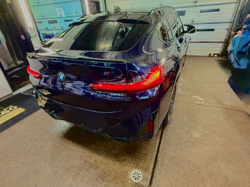 Used 2022 BMW X4 M40i w/ Premium Package image 13