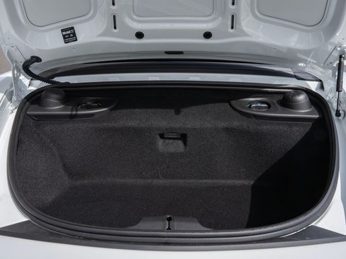 Used 2025 Porsche 718 Boxster S image 18