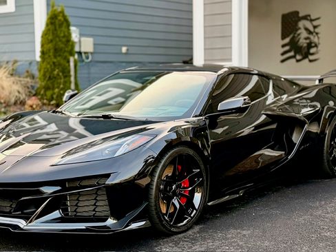 Used 2026 Chevrolet Corvette Z06 RWD image 11