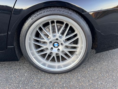 Used 2011 BMW 550i Sedan image 4