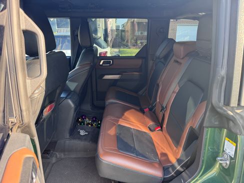 Used 2022 Ford Bronco Outer Banks image 7