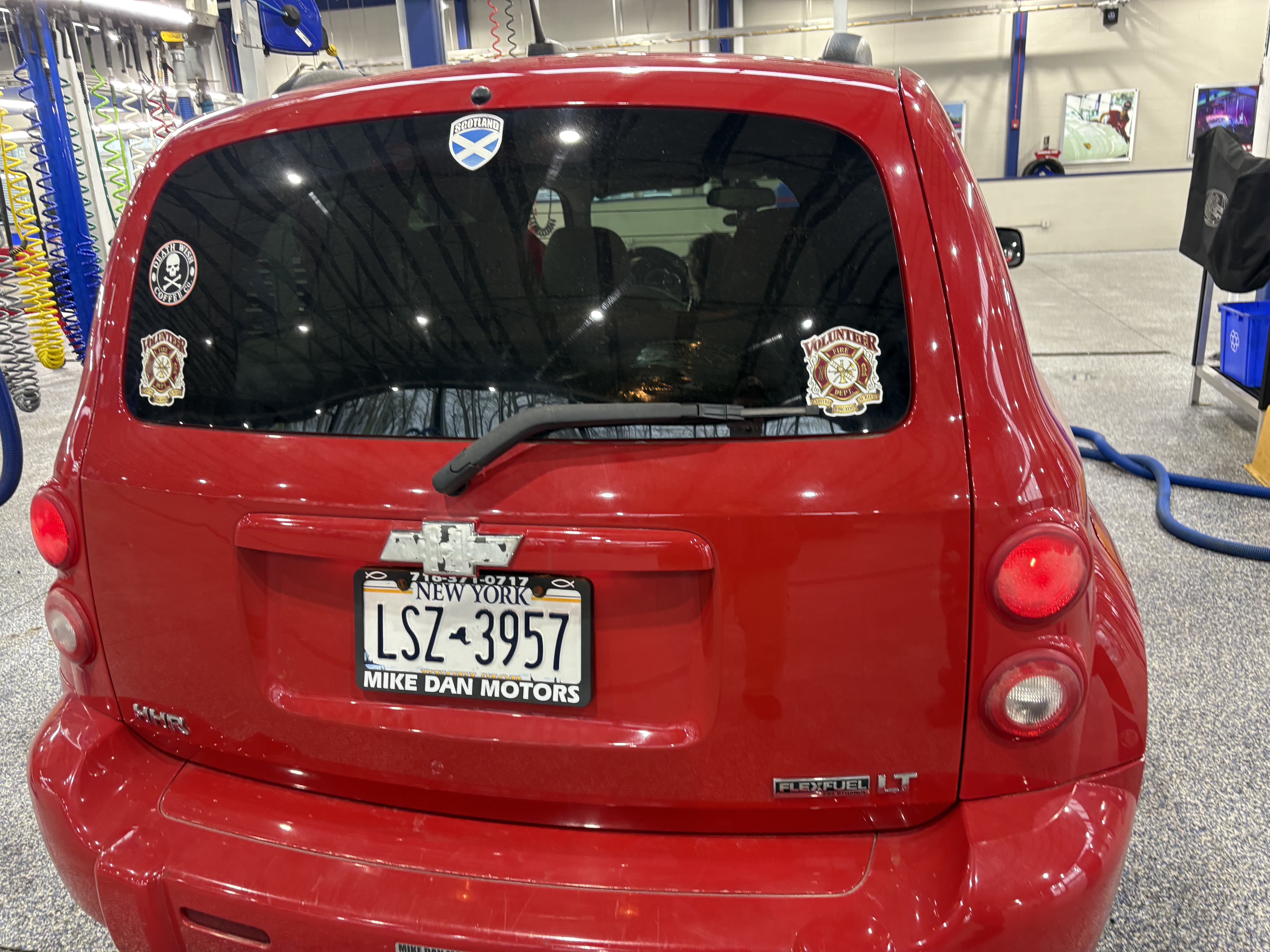 Used 2011 Chevrolet HHR LT FWD image 9