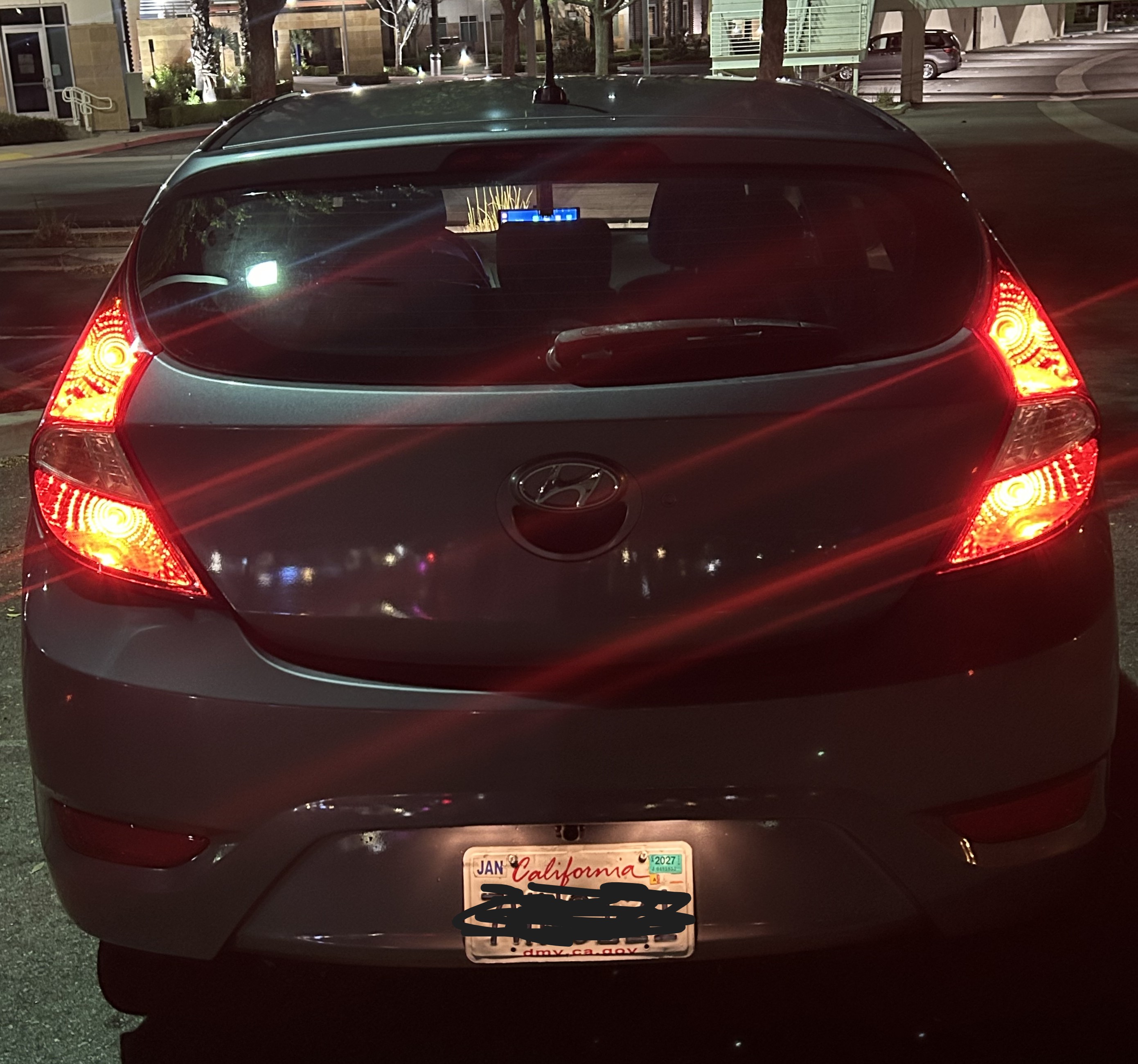 Used 2016 Hyundai Accent SE FWD image 11