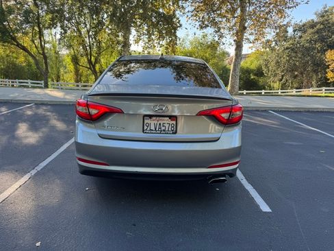 Used 2017 Hyundai Sonata SE FWD image 6