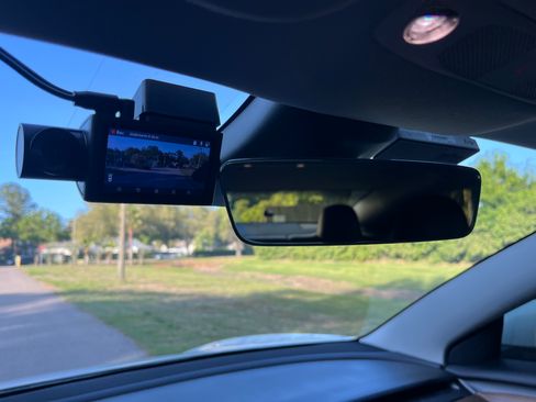 Used 2022 Tesla Model 3 image 23