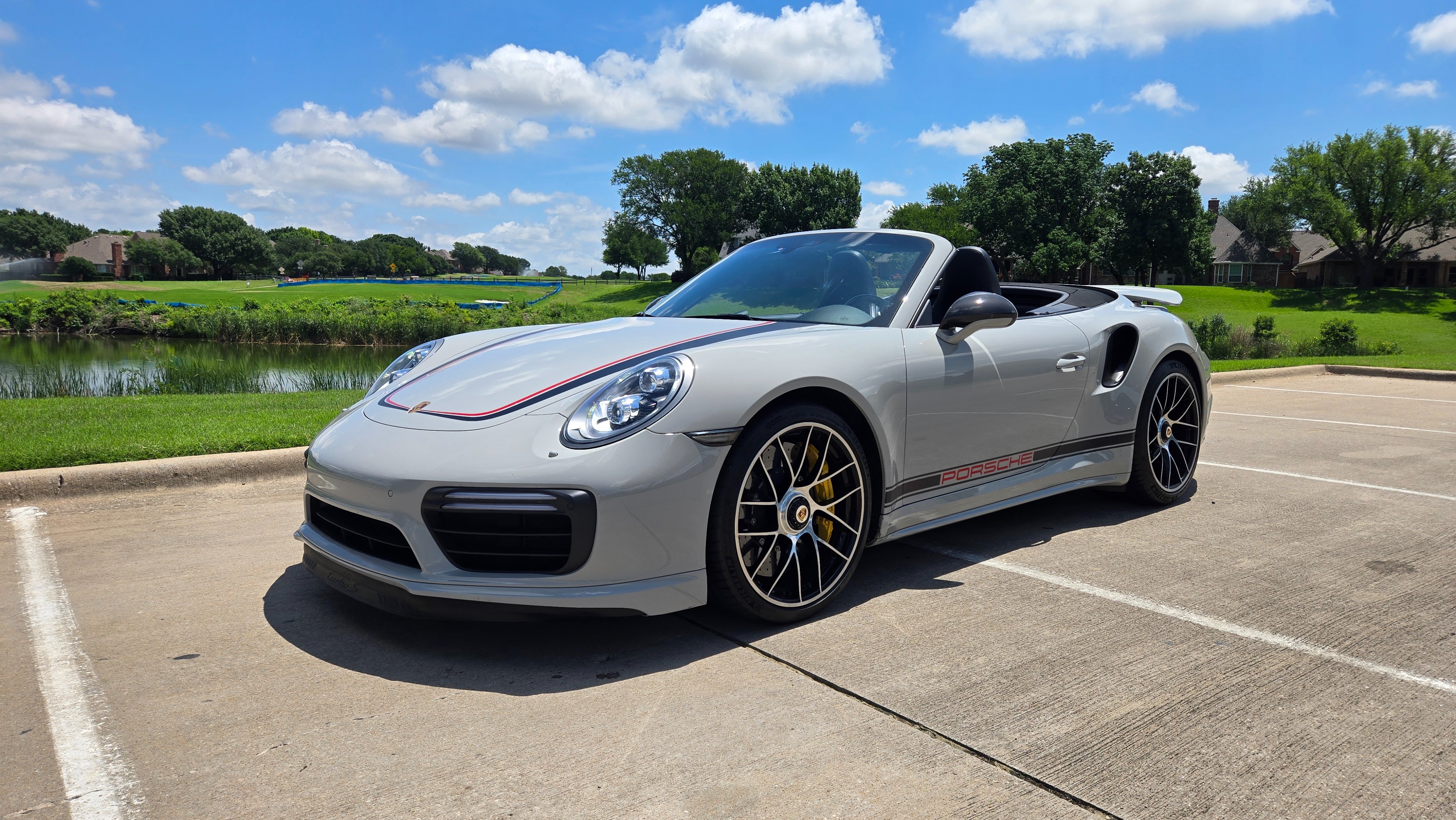 Used 2018 Porsche 911 Turbo S AWD/4WD image 1