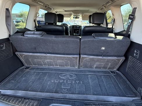 Used 2021 INFINITI QX80 Luxe w/ All-Season Package image 10