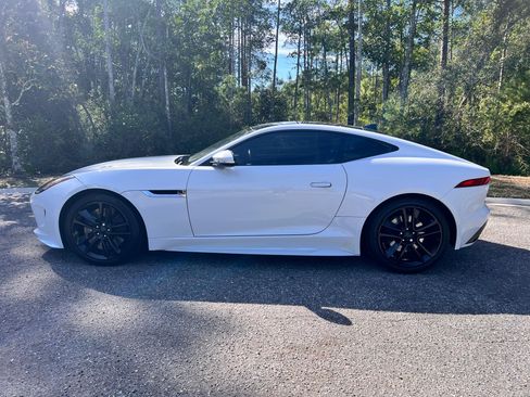 Used 2017 Jaguar F-TYPE S image 4