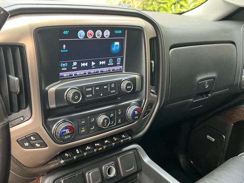 Used 2018 GMC Sierra 1500 Denali image 5