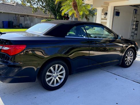 Used 2012 Chrysler 200 Touring image 8