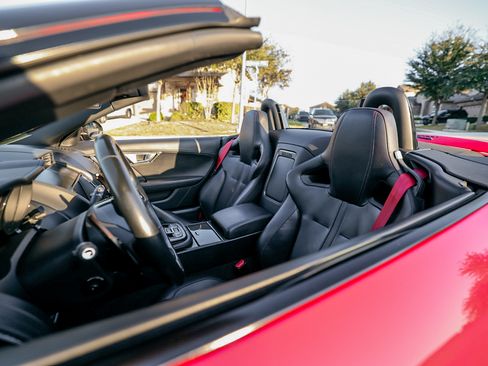 Used 2014 Jaguar F-TYPE S image 13