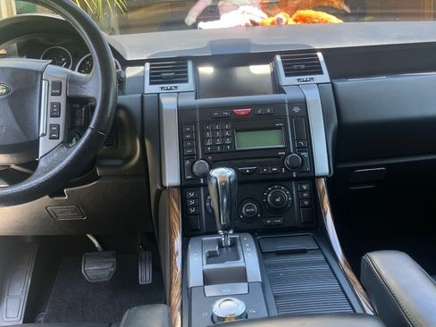 Used 2008 Land Rover Range Rover Sport HSE image 9