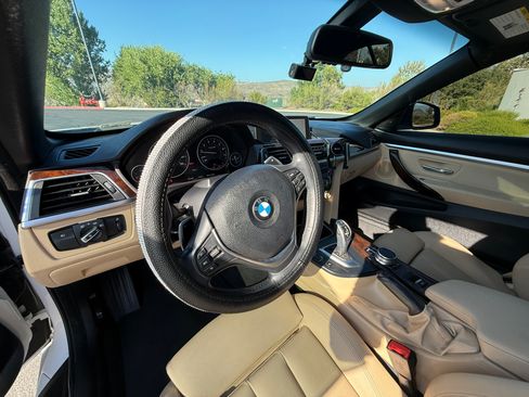 Used 2018 BMW 430i Convertible image 8