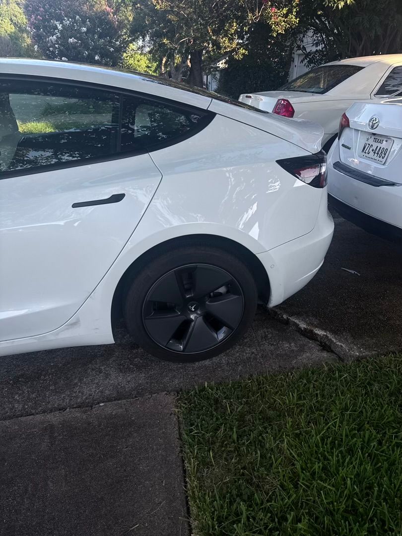 Used 2022 Tesla Model 3 RWD image 9
