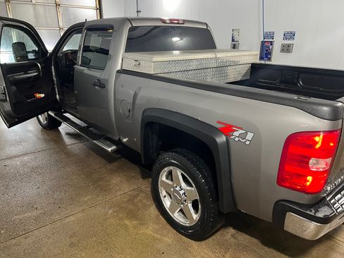 Used 2008 Chevrolet Silverado 2500 LT w/ 1LT Convenience Package image 5