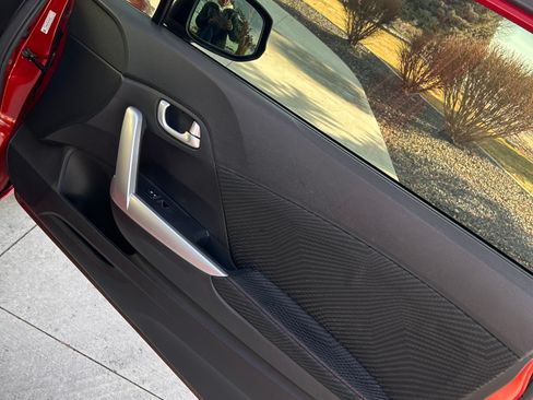 Used 2012 Honda Civic Si image 11