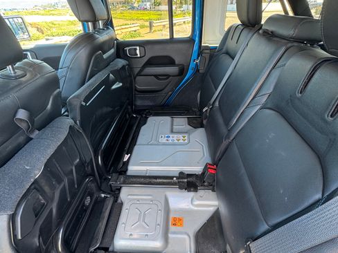 Used 2021 Jeep Wrangler Unlimited Rubicon 4xe w/ Dual Top Group image 14