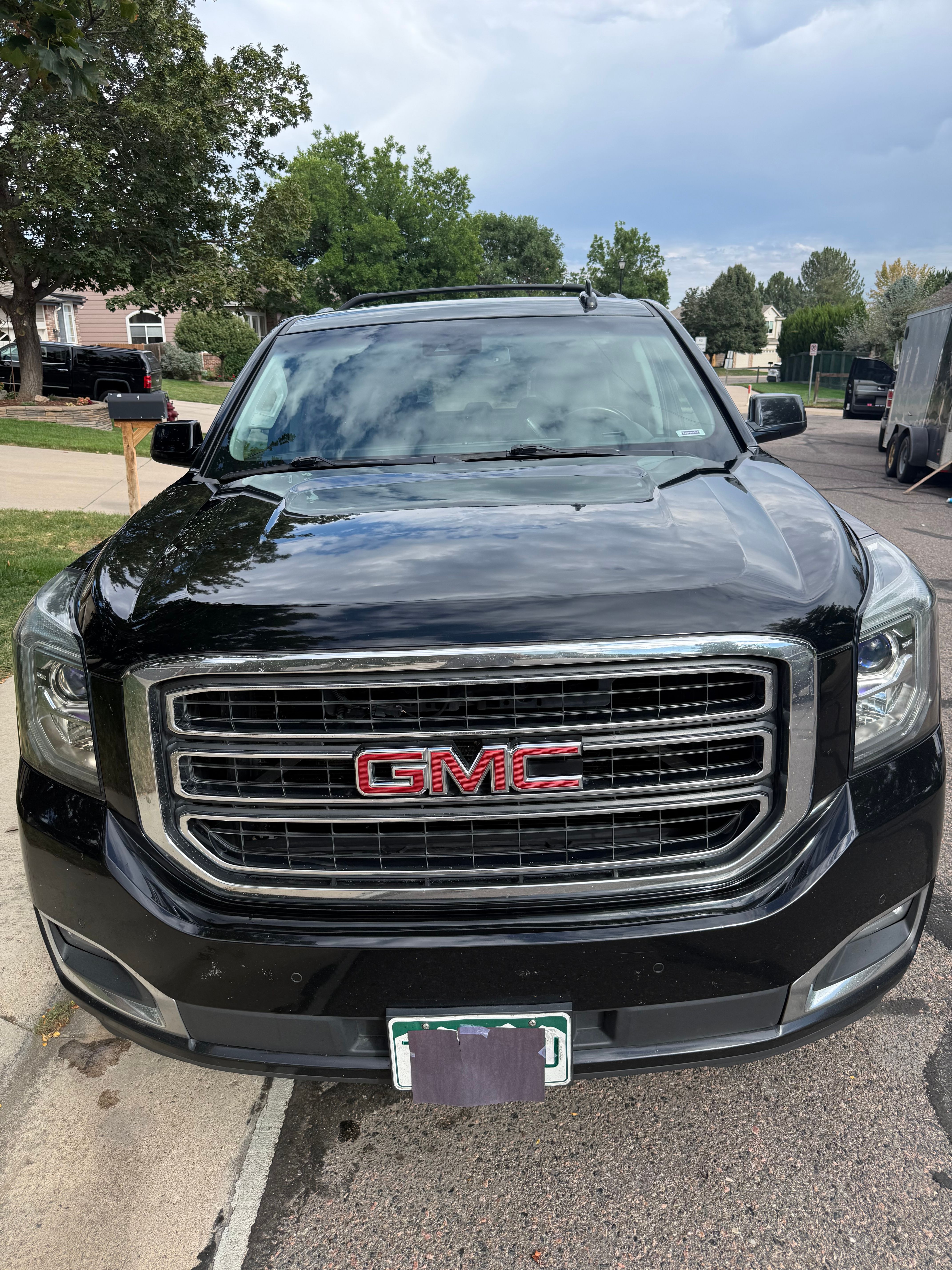 Used 2015 GMC Yukon SLT w/ Open Road Package AWD/4WD image 2
