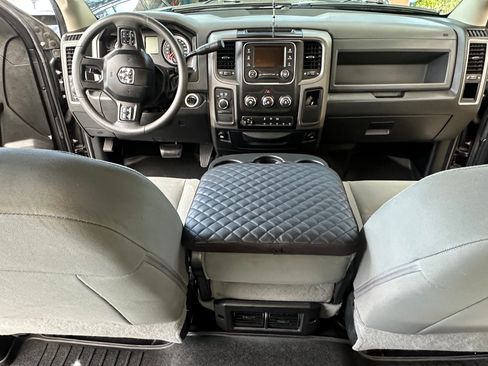 Used 2018 RAM 2500 Tradesman w/ Chrome Appearance Group image 14