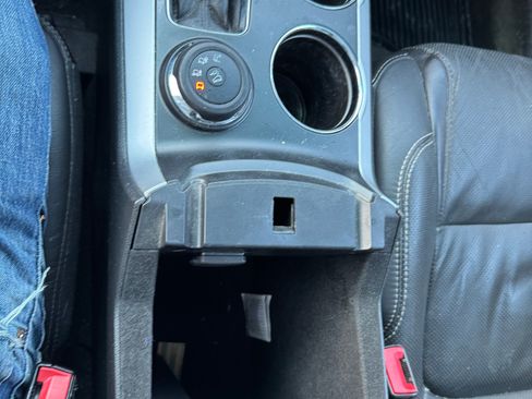 Used 2014 Ford Explorer Sport w/ Equipment Group 401A image 4