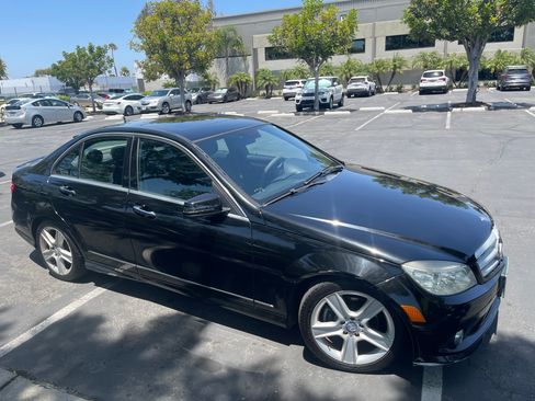 Used 2010 Mercedes-Benz C 300 Sedan image 12