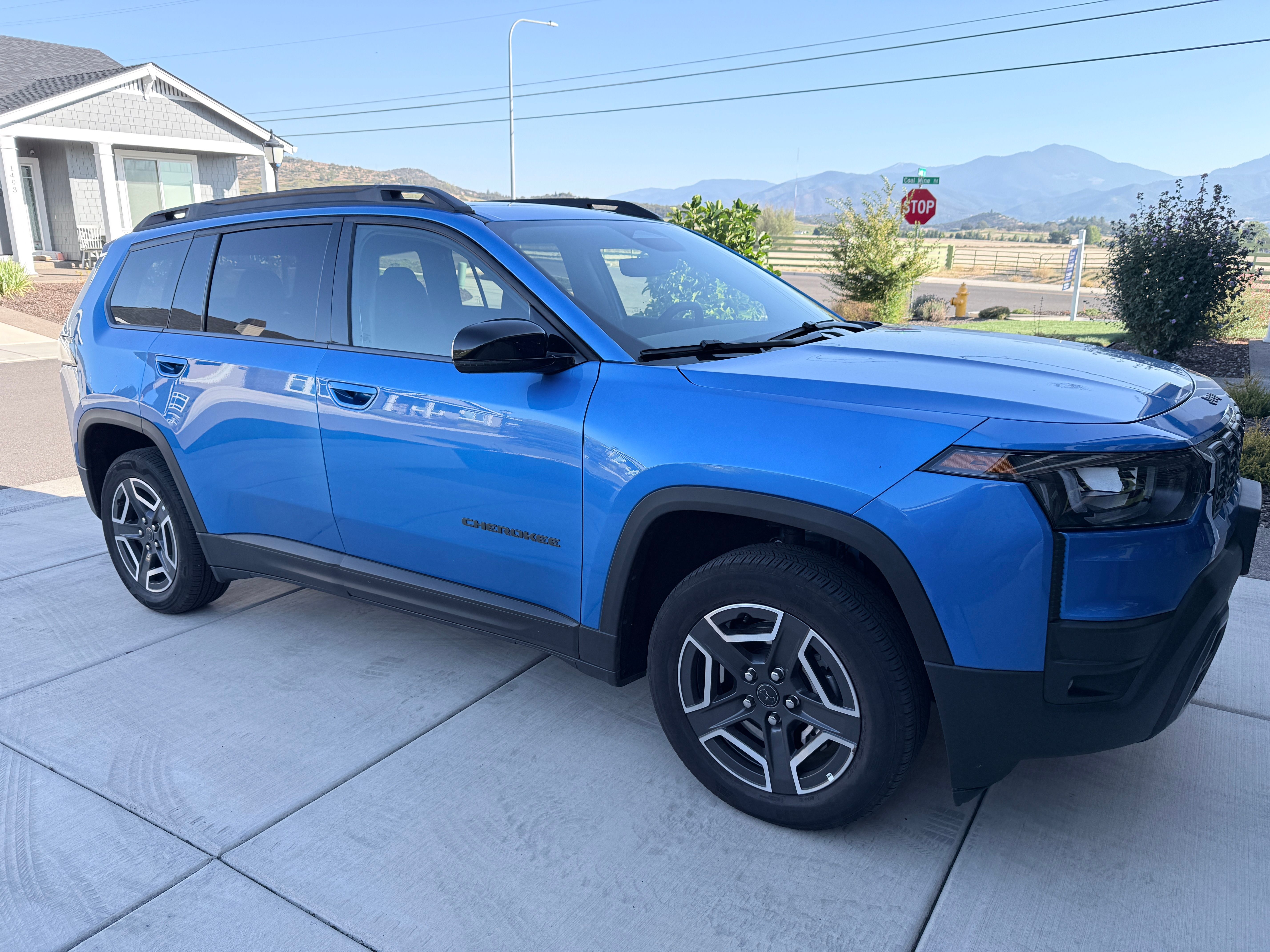 Used 2026 Jeep Cherokee Limited AWD/4WD image 4