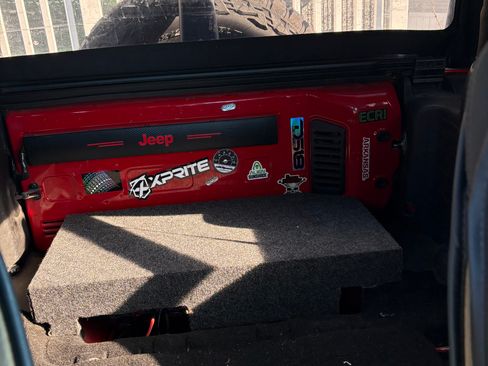 Used 2012 Jeep Wrangler Sport image 14