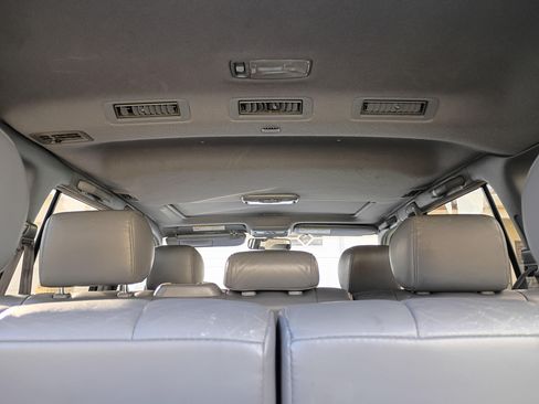 Used 1999 Toyota Land Cruiser image 9